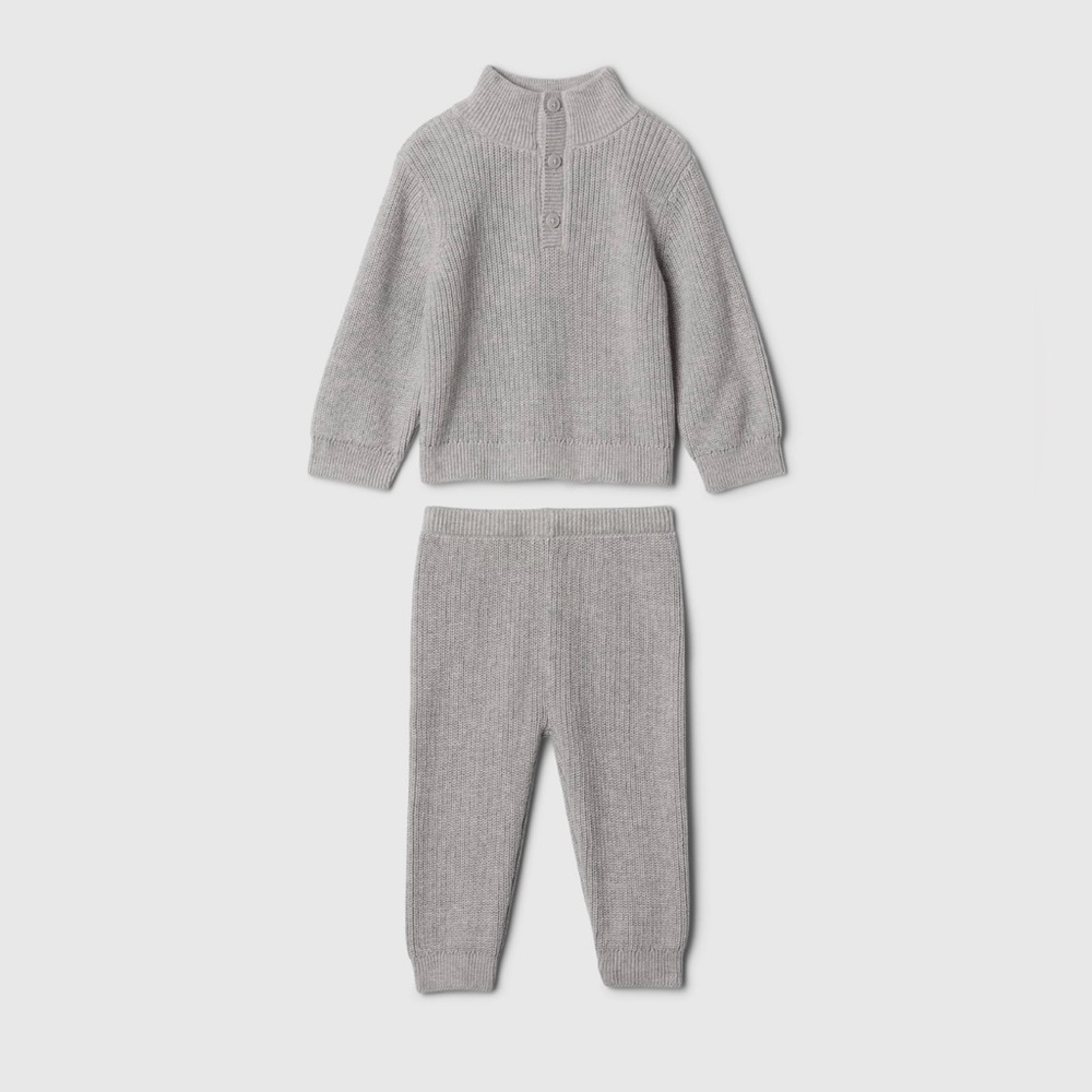 NWT BABY GAP UNISEX COTTON KNIT PULLOVER SWEATER AND PANTS SET
GREY | 12M -18 M